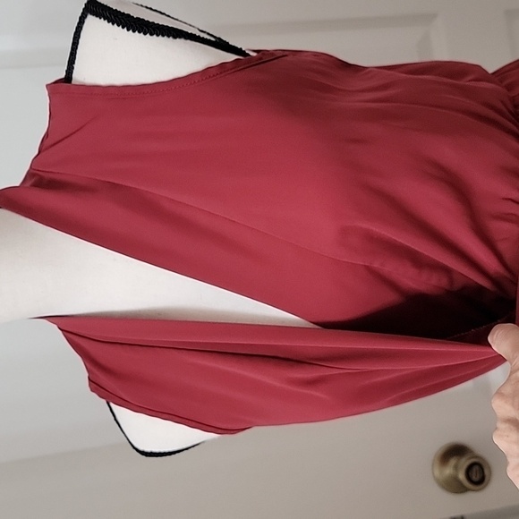 Kaitlyn Size S Burgundy Sleeveless Elastic Waist Deep V-Neck Dress - Picture 6 of 16